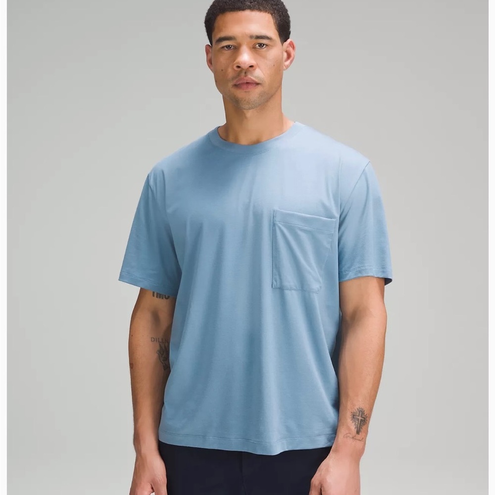 Lululemon mens loose fit shirt sz med